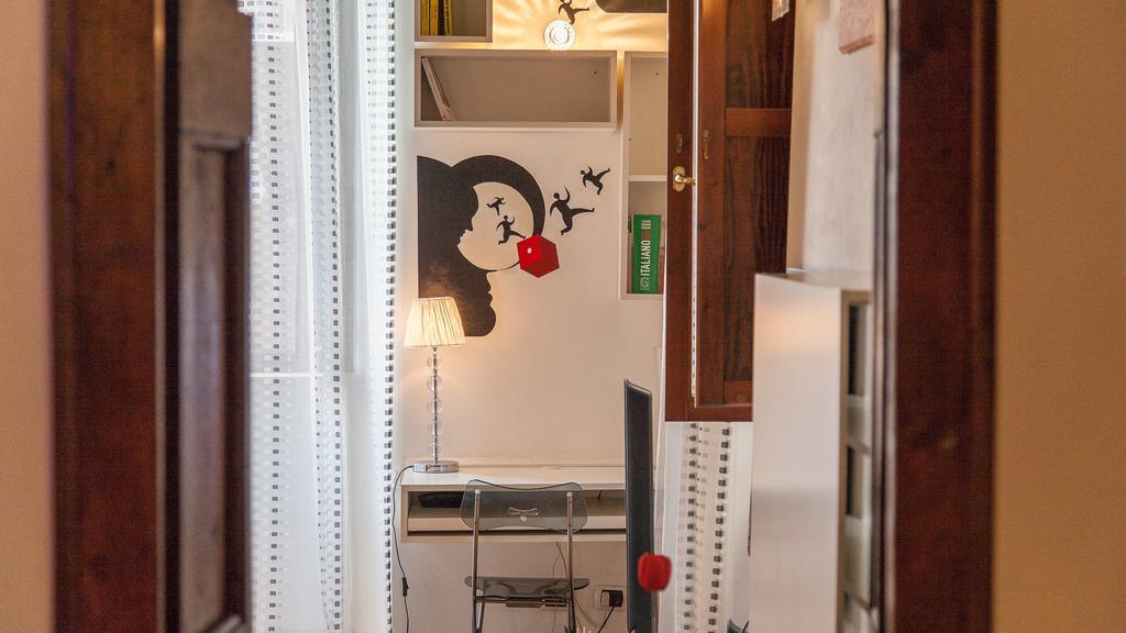 Apartment In Mial House